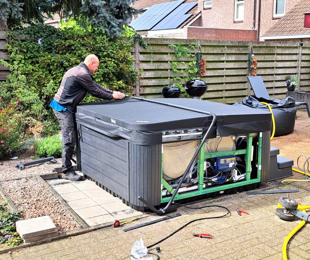 Onderhoud aan jacuzzi limburg